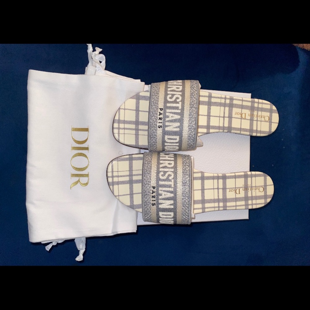 Christian Dior Dway Slides - Picture 2 of 2